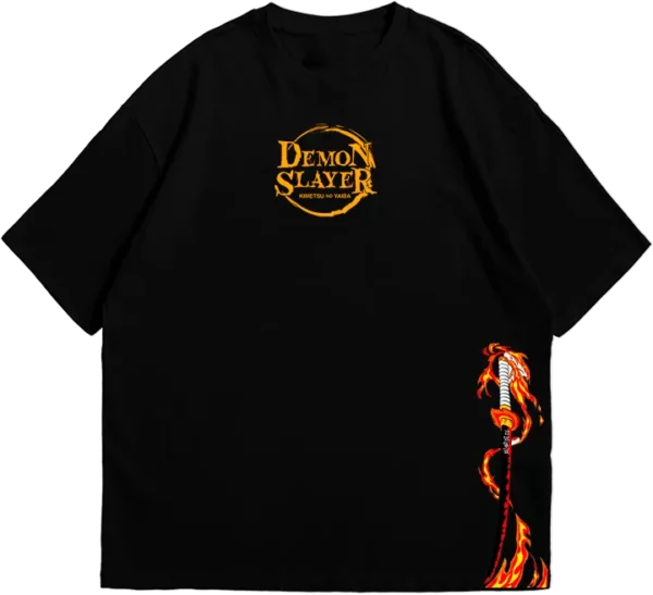 Polo negro con diseño de Rengoku Kyojuro de Kimetsu no Yaiba. Estampado a color con escenas del personaje, katana en llamas y detalles en japonés. Ideal para fans del anime Demon Slayer.