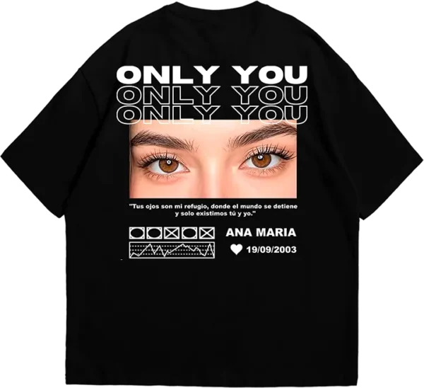 Un diseño exclusivo que captura la esencia del amor a través de una mirada profunda. Personalizable con nombres y fechas especiales, este polo es una declaración de amor en cada detalle. Fabricado con algodón de alta calidad, es ideal para quienes buscan estilo y significado en su ropa.